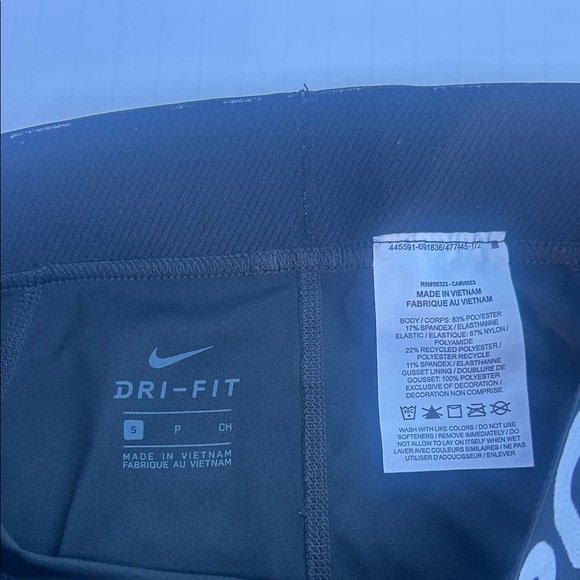 For bundles only - Nike Pro tight shorts Black S - Picture 3 of 3